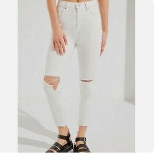 Women’s BDG Twig High Rise White Knee Rip Skinny Jean Size 27